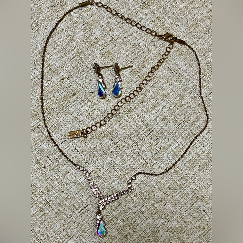 ✨VINTAGE necklace and earring set, colored opal✨